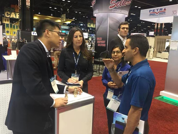 CHICAGO AHR 2018.jpg